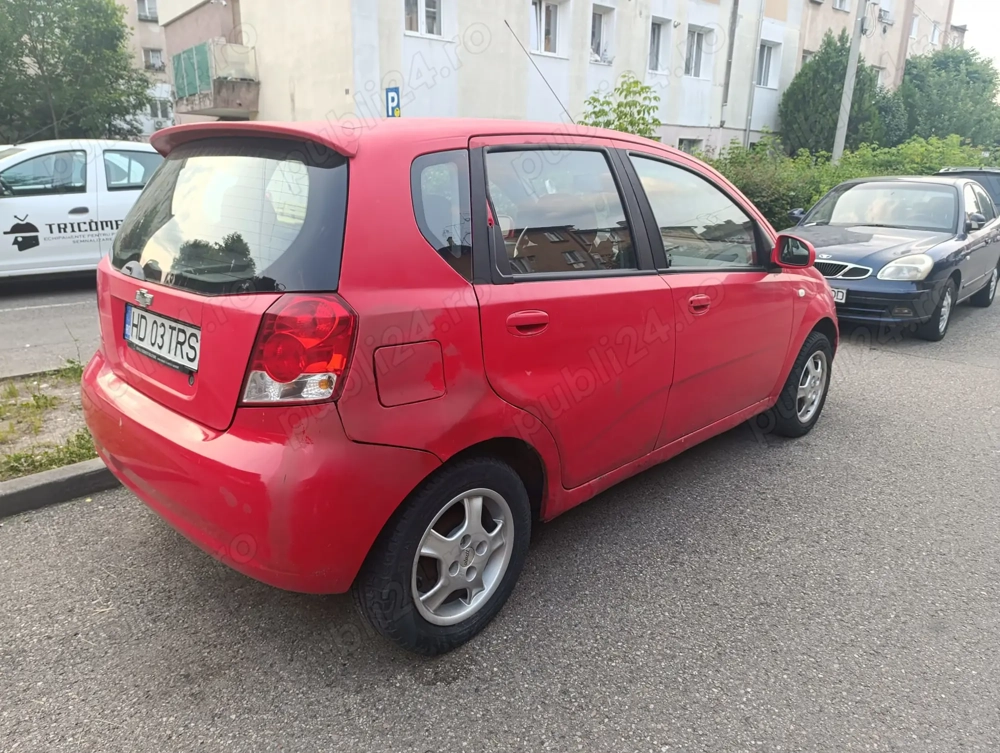 Vând Chevrolet Kalos 