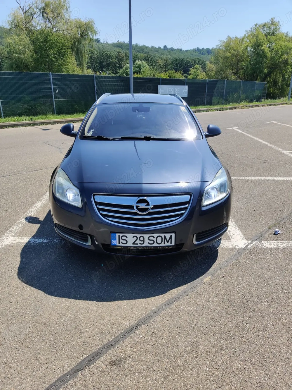 Opel Insignia Sport Tourer, an 2009, motor diesel 2.0 CDTI, 160 CP, manuală 6 trepte.