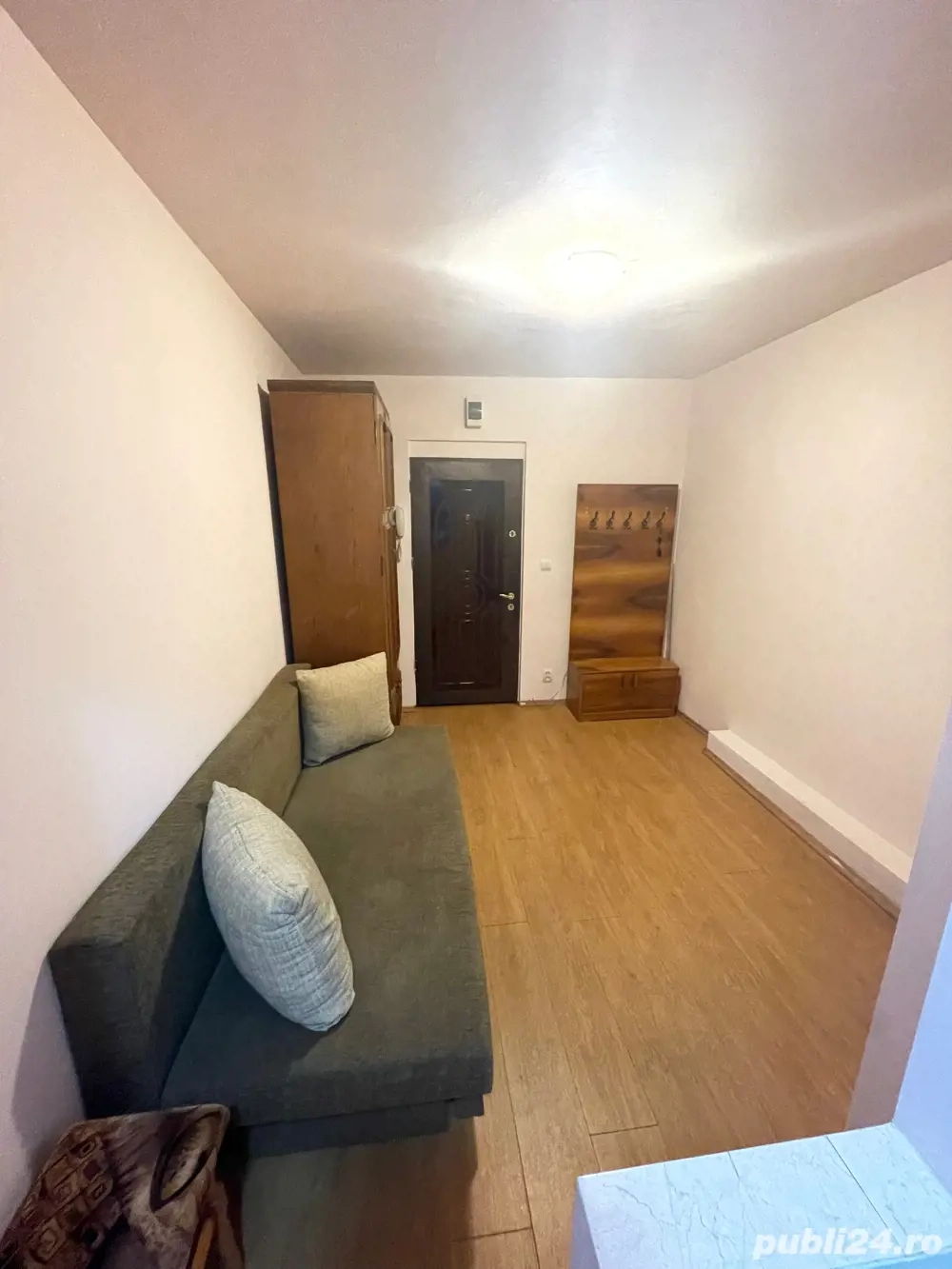 Vand garsonieră Calea Lipovei