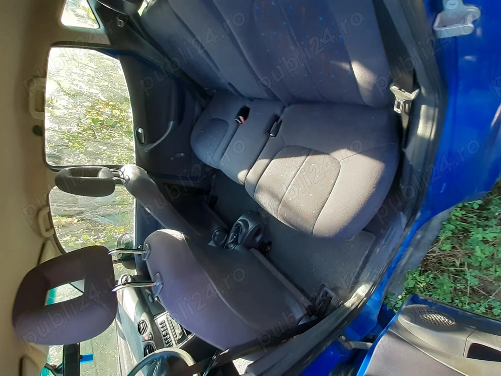 Orice piesă disponibilă