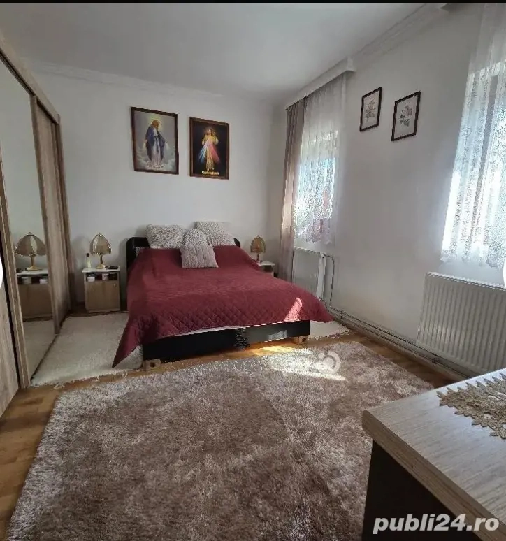 Ieftin: Casa-lux in Ungaria, la 35' de Arad.( cu fonduri anuale alocabile )