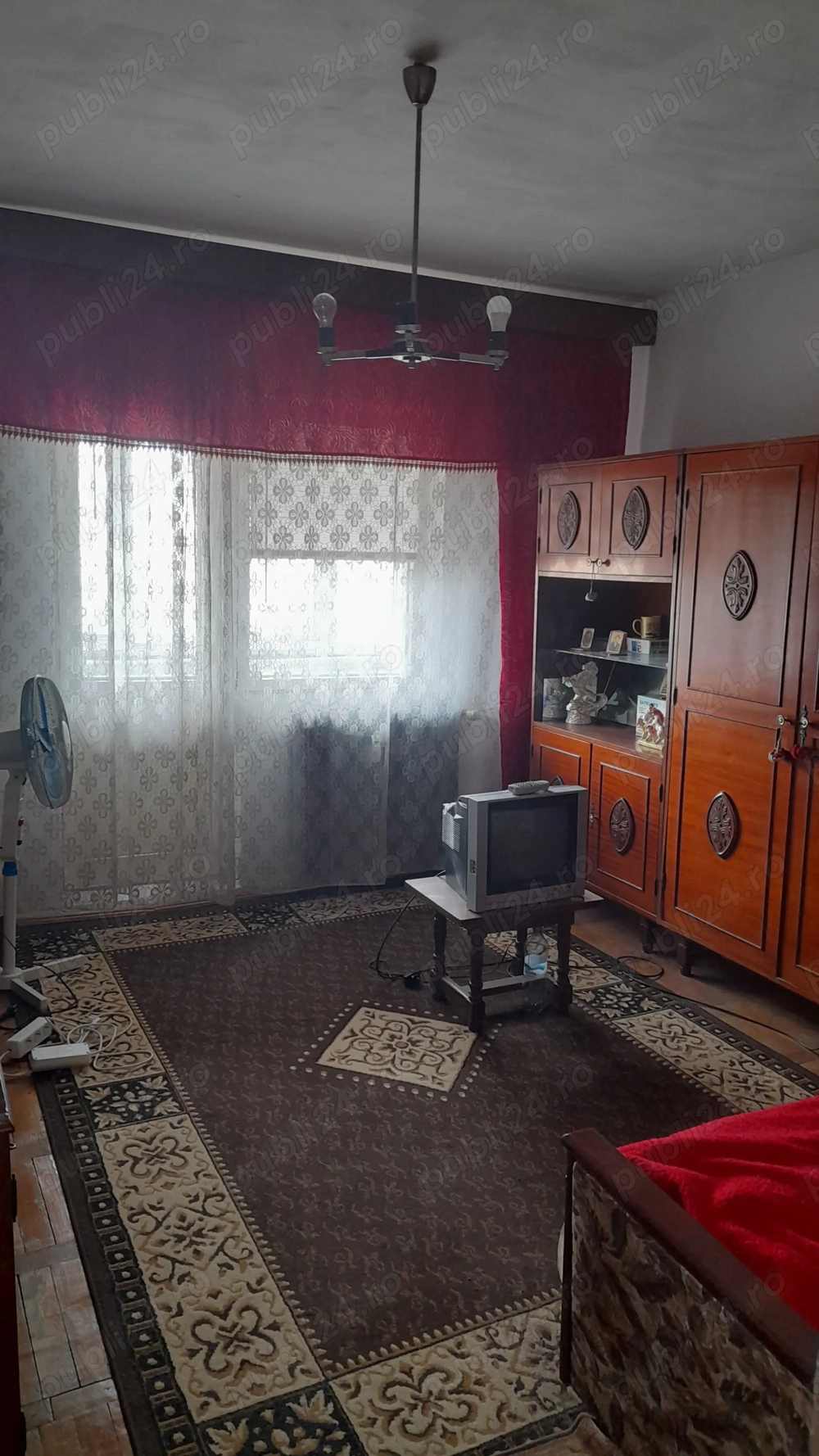 Proprietar vând partament 3 camere Tudor Vladimirescu ts2 autogara decomandat 4 4 clasic60000 euro  