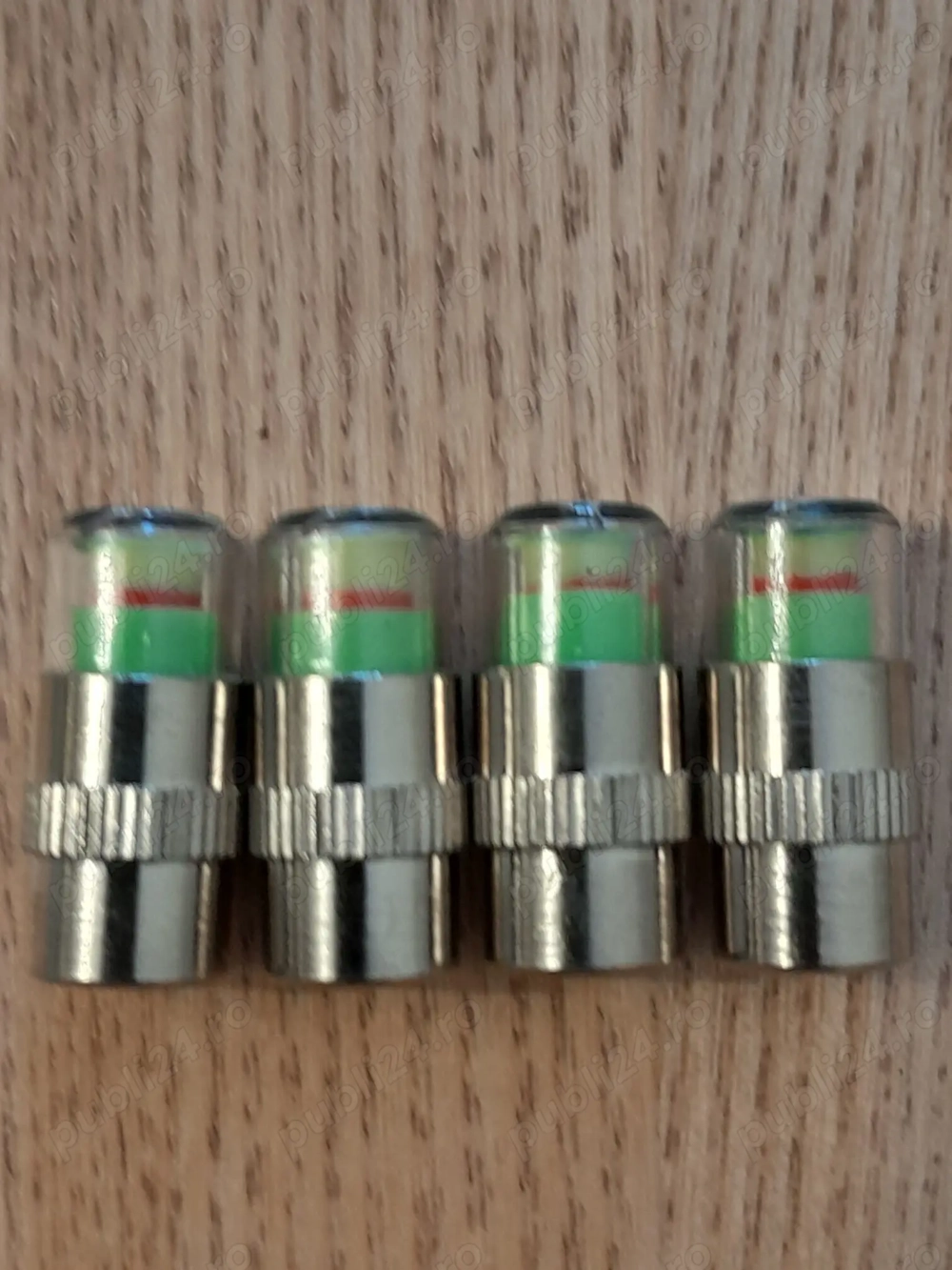 Set capacele valve cu indicator presiune