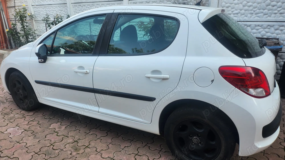 Peugeot 207 Benzină &GPL, 2011
