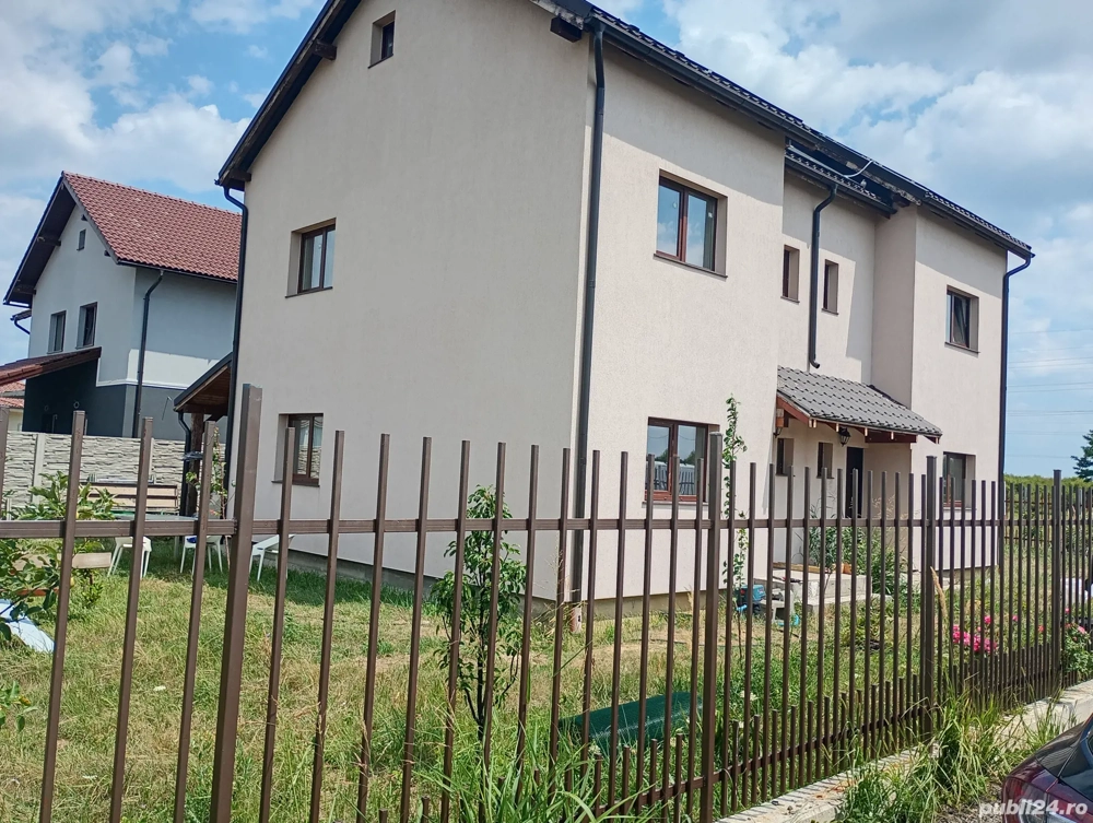 vand jumate de duplex mosnita83 mp