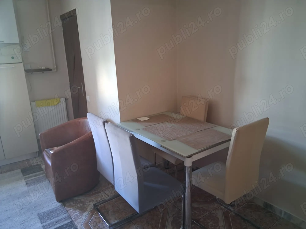 Închiriez apartament 3 camere 75 m Grădini Manastur 