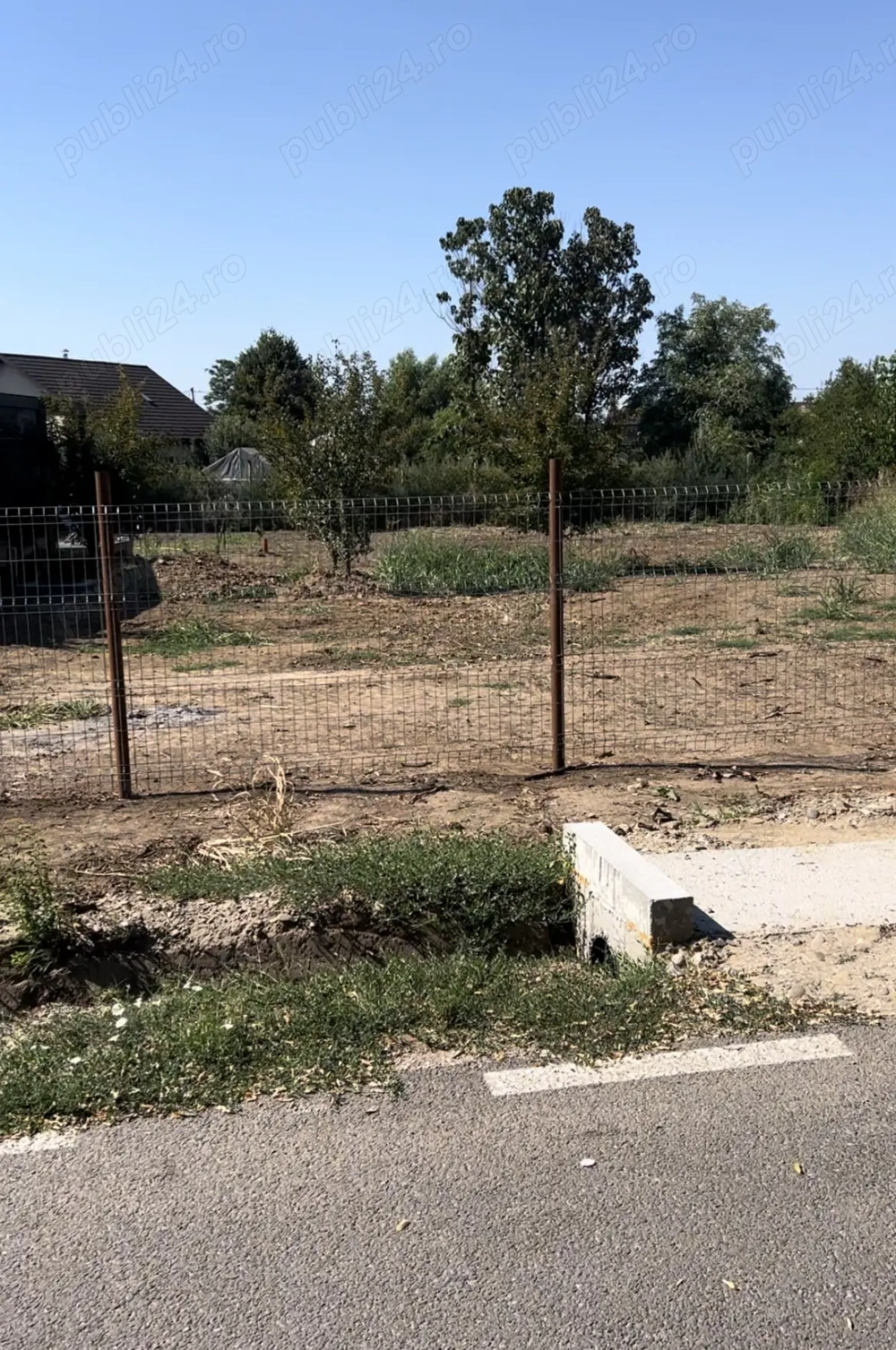 Vând  lot teren intravilan la 40km de București pe zona de nord Vând  lot teren intravilan la 40km de București pe zona de nord