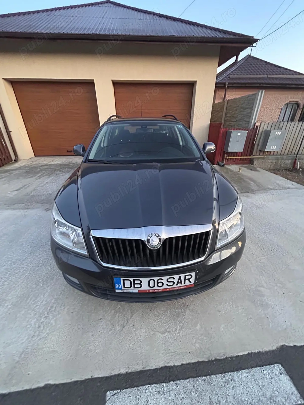 Vând Skoda 2 facelift 1.6 TDI 2010