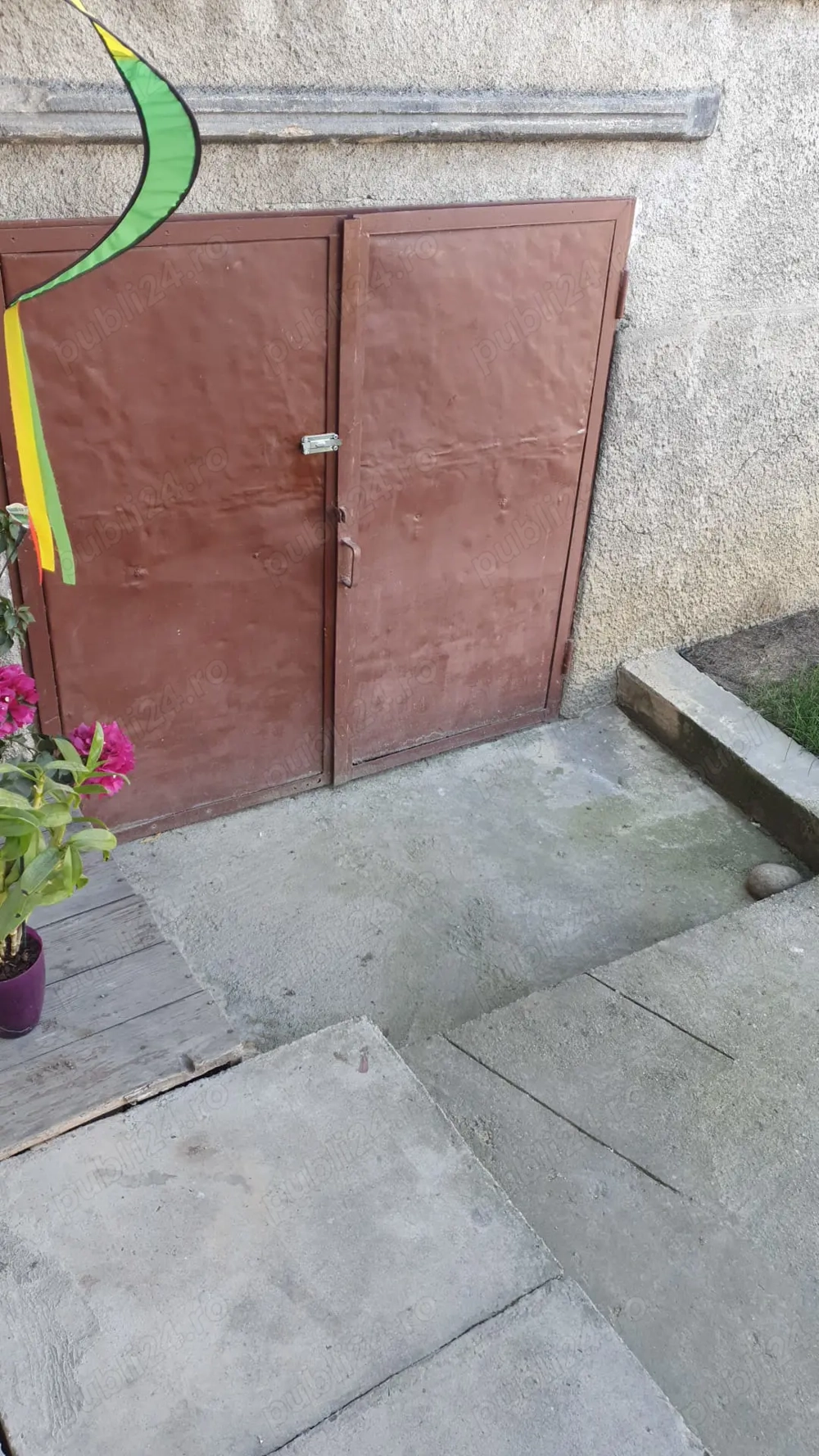 Ușa metalica pentru beci sau alte spatii!