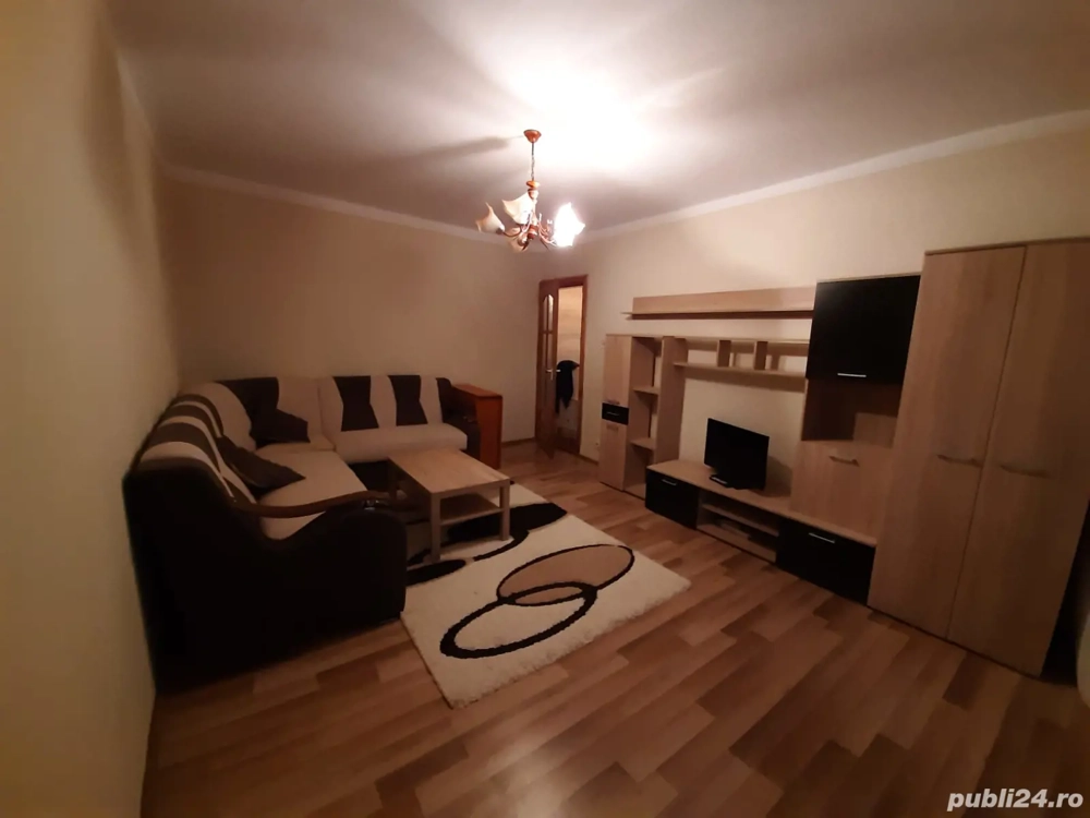 Închiriez apartament 2 camere decomandat zona Soarelui 