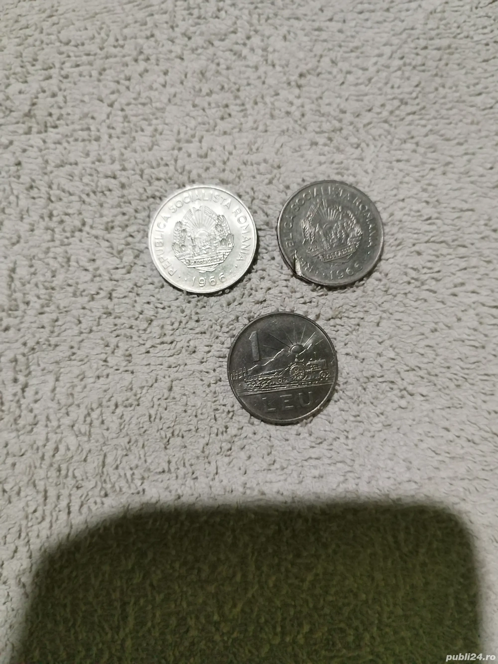Vînd 3 monede de 1 leu din 1966 Republica Socialistă România preț 3000lei tote trei