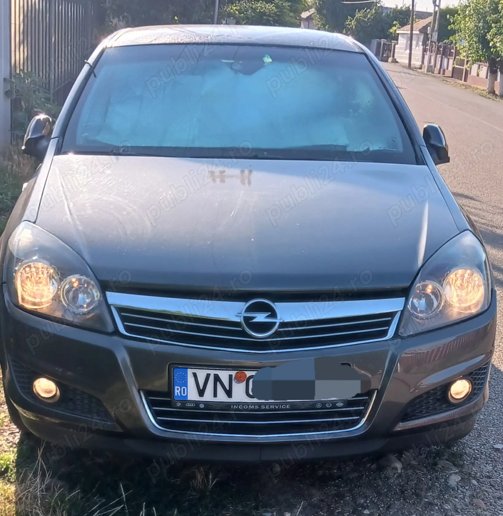 Vind Opel euro 5, fabricație august 2012, benzina 