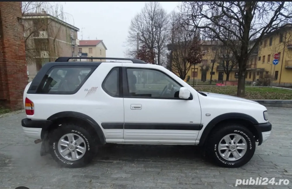 Dezmembrez opel frontera B