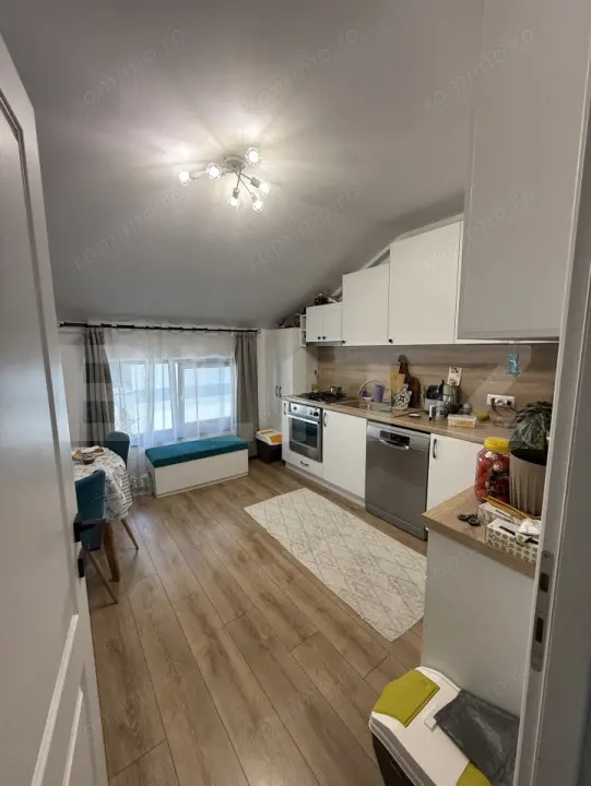 Apartament cu 3 camere, etaj 2, complex rezidential, Burdujeni