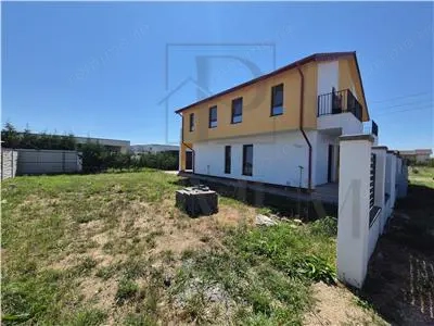 Duplex deosebit - zona excelenta- spatii generoase - structura metalica - comision 0%