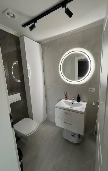 Apartament 3 camere 2 bai 2 locuri de parcare   terasa 30mp Giroc