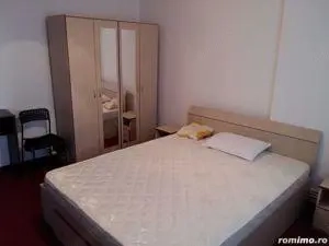 Apartament cu 1 camera in zona Centrala 