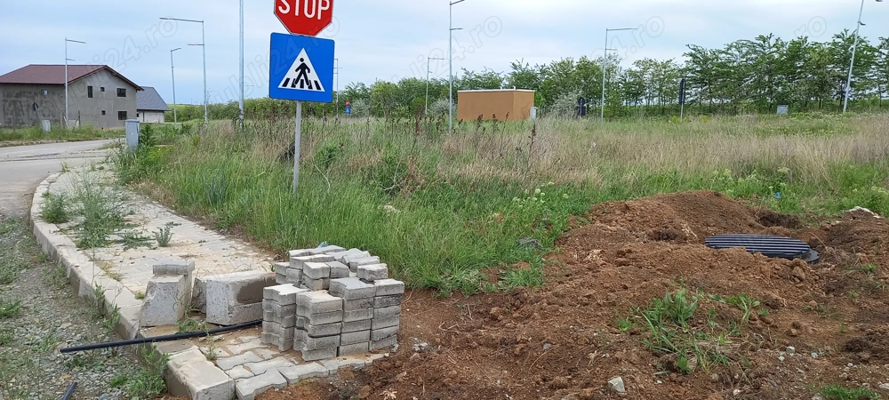 teren de vanzare in zona f  valul lui traian 