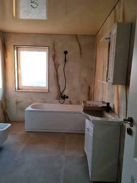 De vanzare duplex cu 4 camere cu etaj în zona Giroc ( calea Urseni)