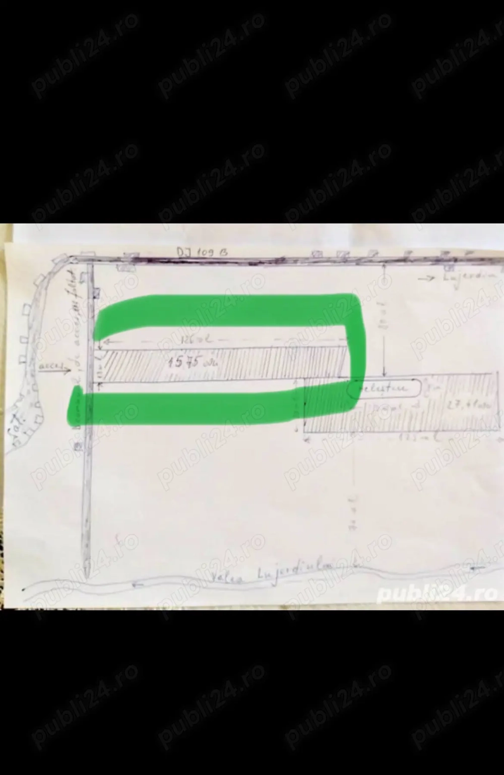 Vand 1575 mp teren intravilan construibil, sosea asfaltata, toate utilitatile, sat Fundatura        