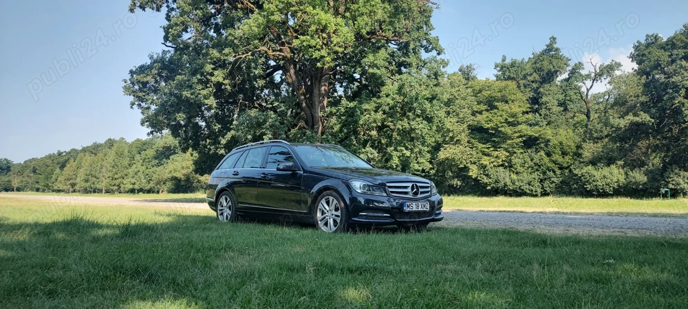 Mercedes Benz C klass 2013 luna 12