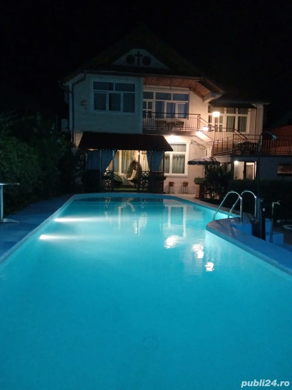 Vând proprietate mare la 10 km de Timisoara la Giarmata