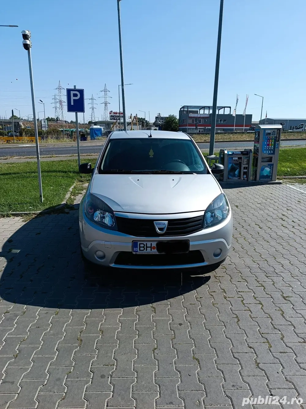 Dacia Sanderoa Orange Edition