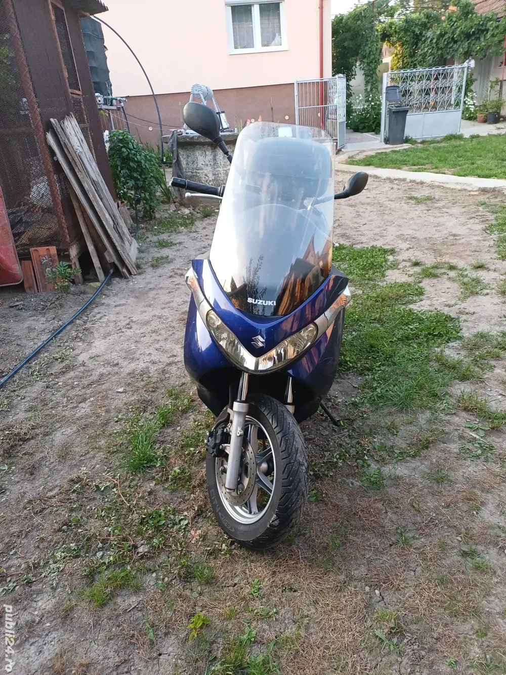 Suzuki Burgman 200 Suzuki Burgman 200