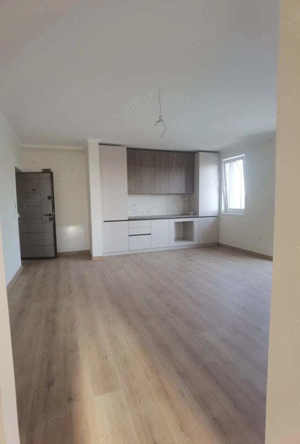 Studio Deosebit Cenntrala Proprie Zona Giroc 