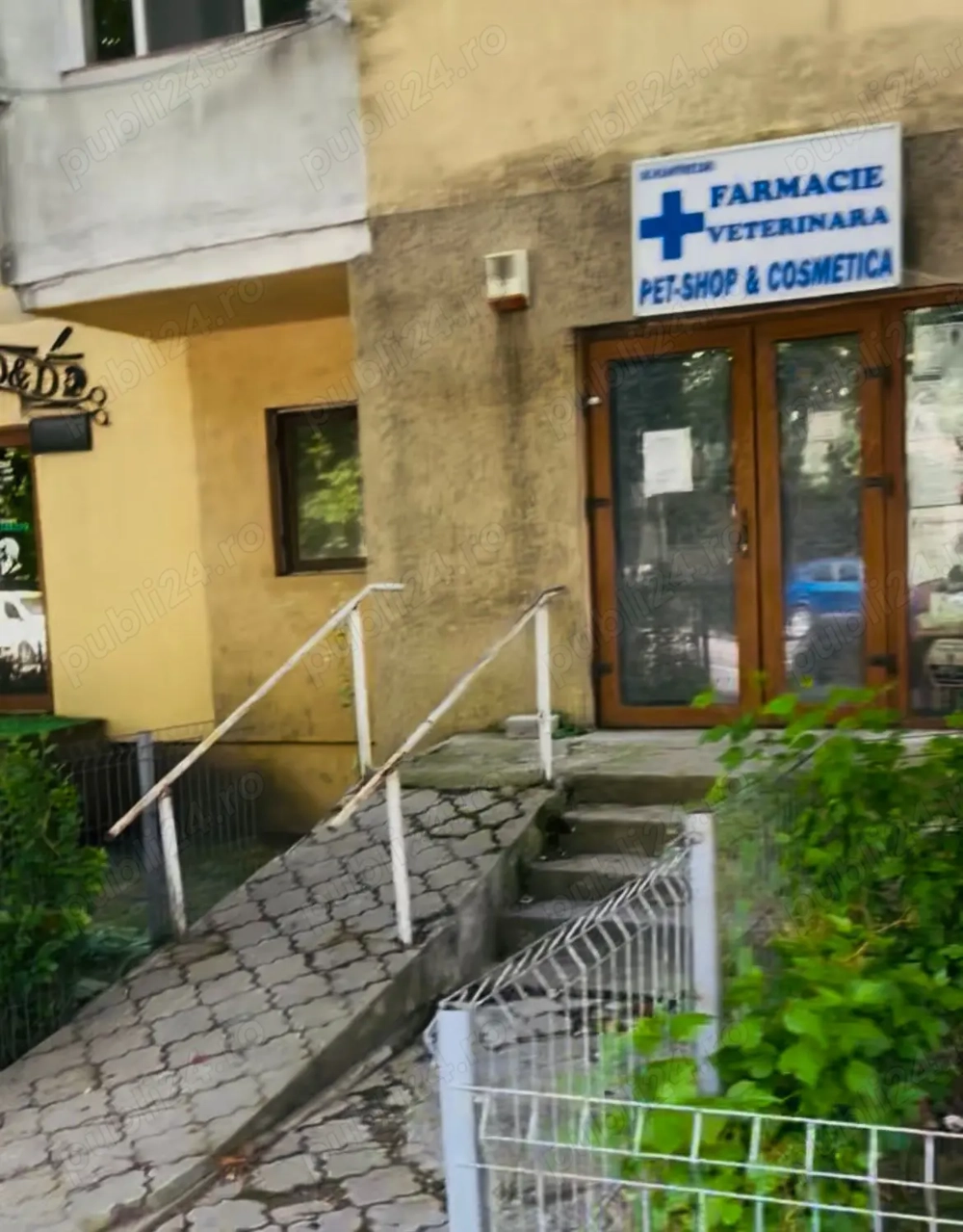 Apartament - spațiu comercial de inchiriat   vanzare