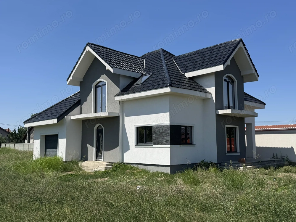 Casa Individuala Becicherecu Mic,P+M,5 Camere,3 Bai,Garaj,Teren Generos