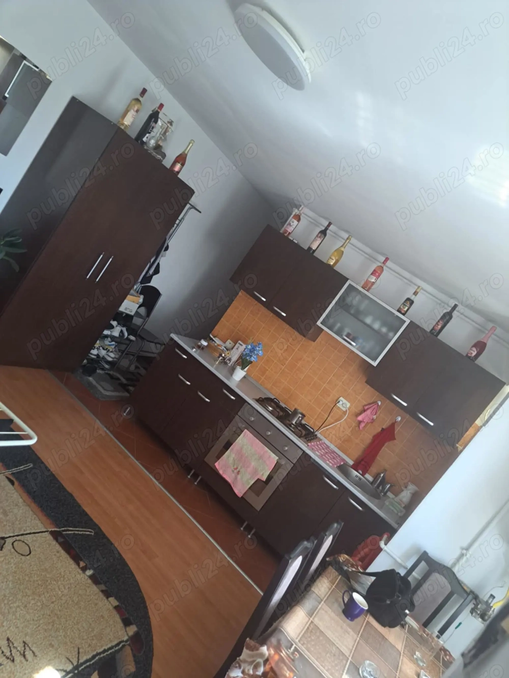 Garsonieră de vânzare