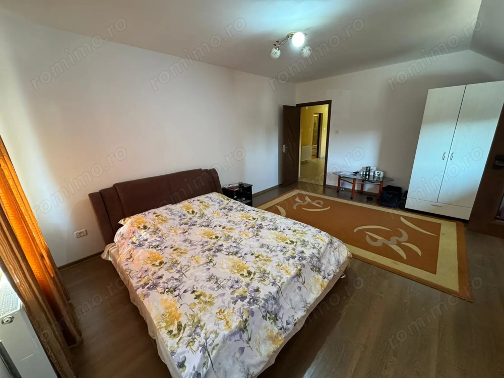 Apartament spațios cu 2 camere    Ghiroda
