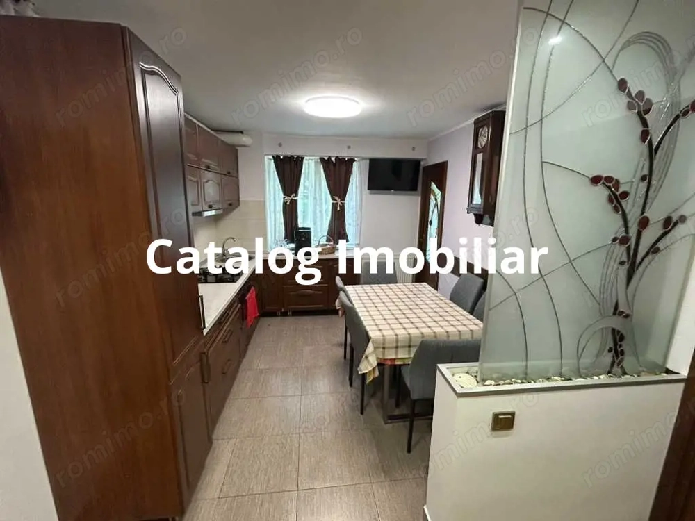 Apartament 3 camere (77mp) - Decomandat