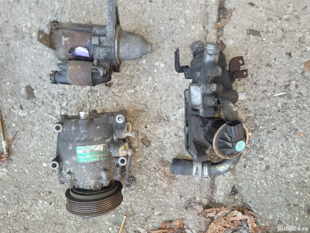 Dezmembrez honda civic 1.6 ep2