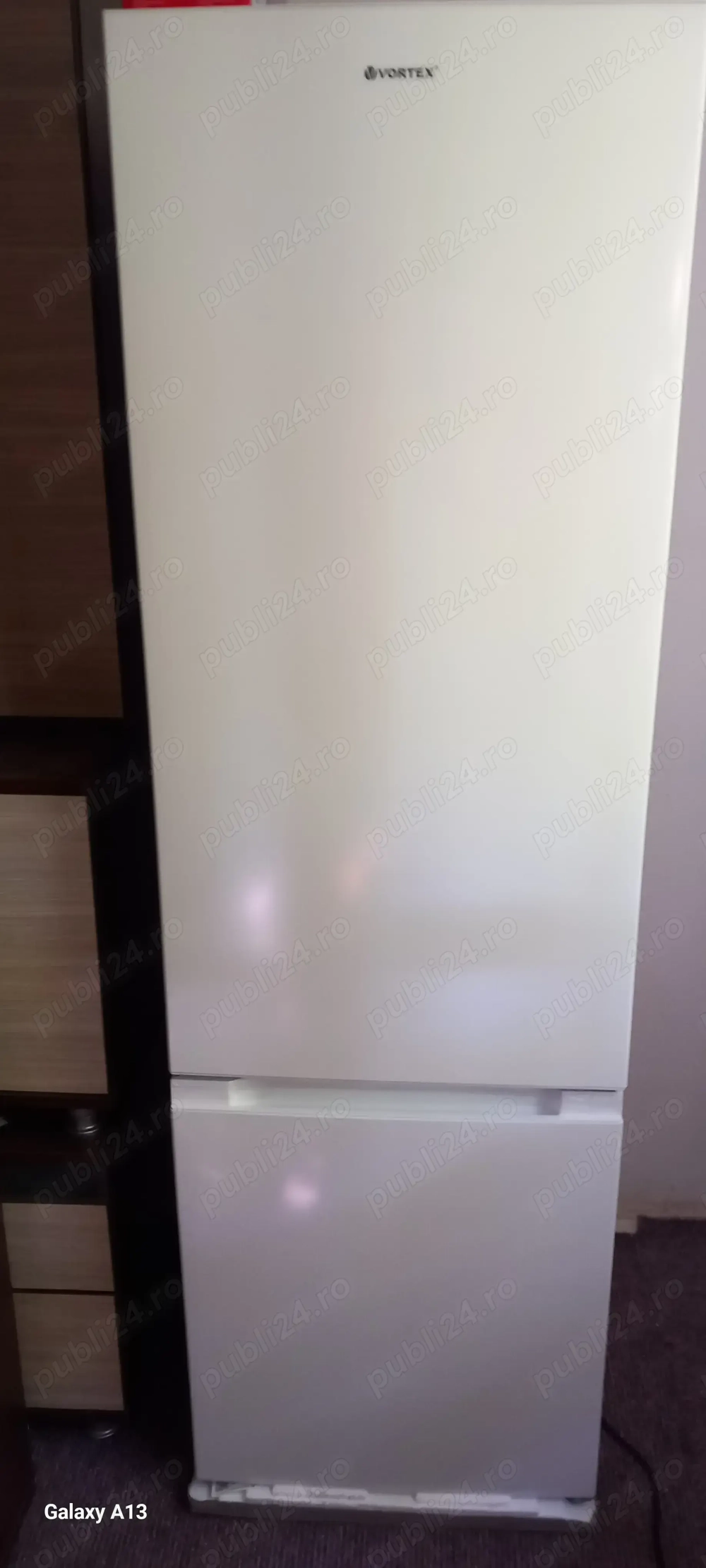 Închiriez garsoniera confort 3 mobilată PIAȚA REȘIȚA sector 4