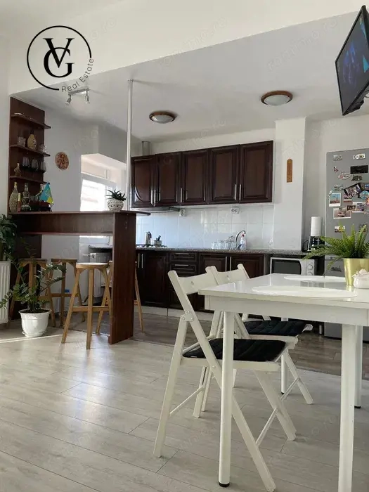 Apartament 2 camere - Piata Romana - Investitie 