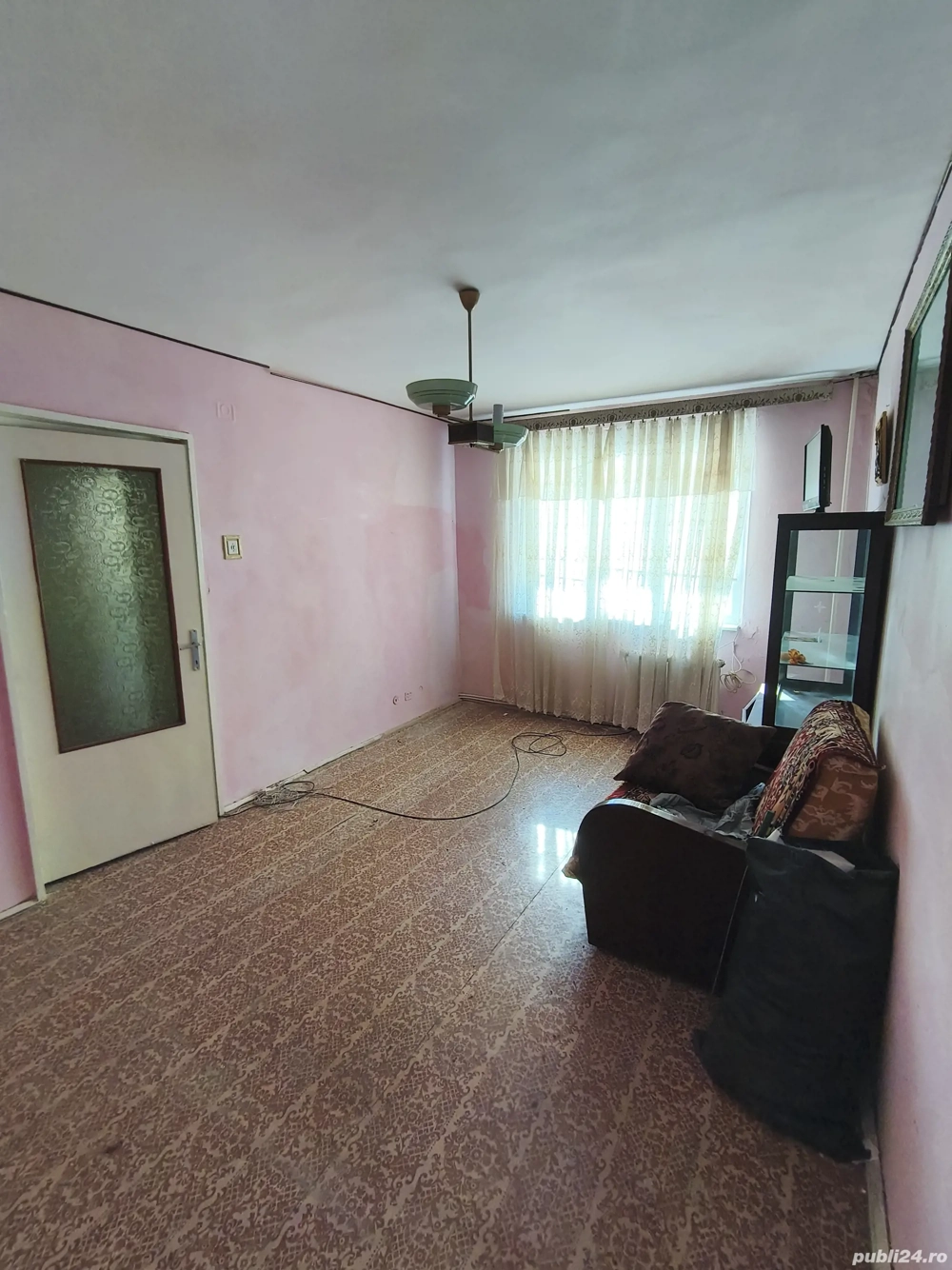 Vând apartament Piatra Neamț