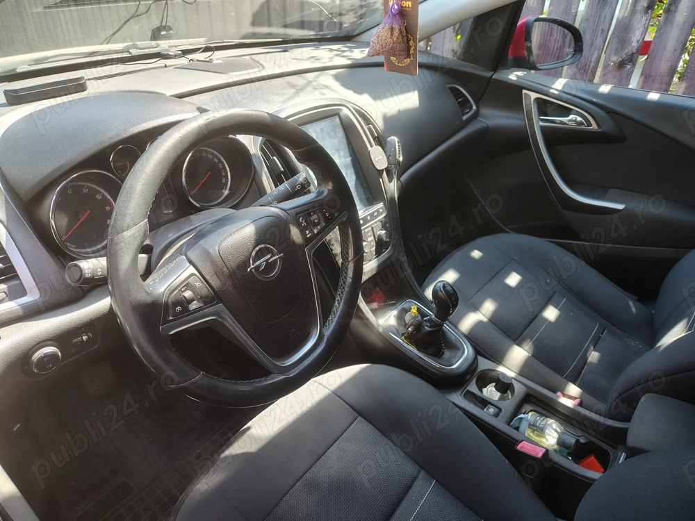 Opel Astra j 1.4 benzina cu gpl 2010