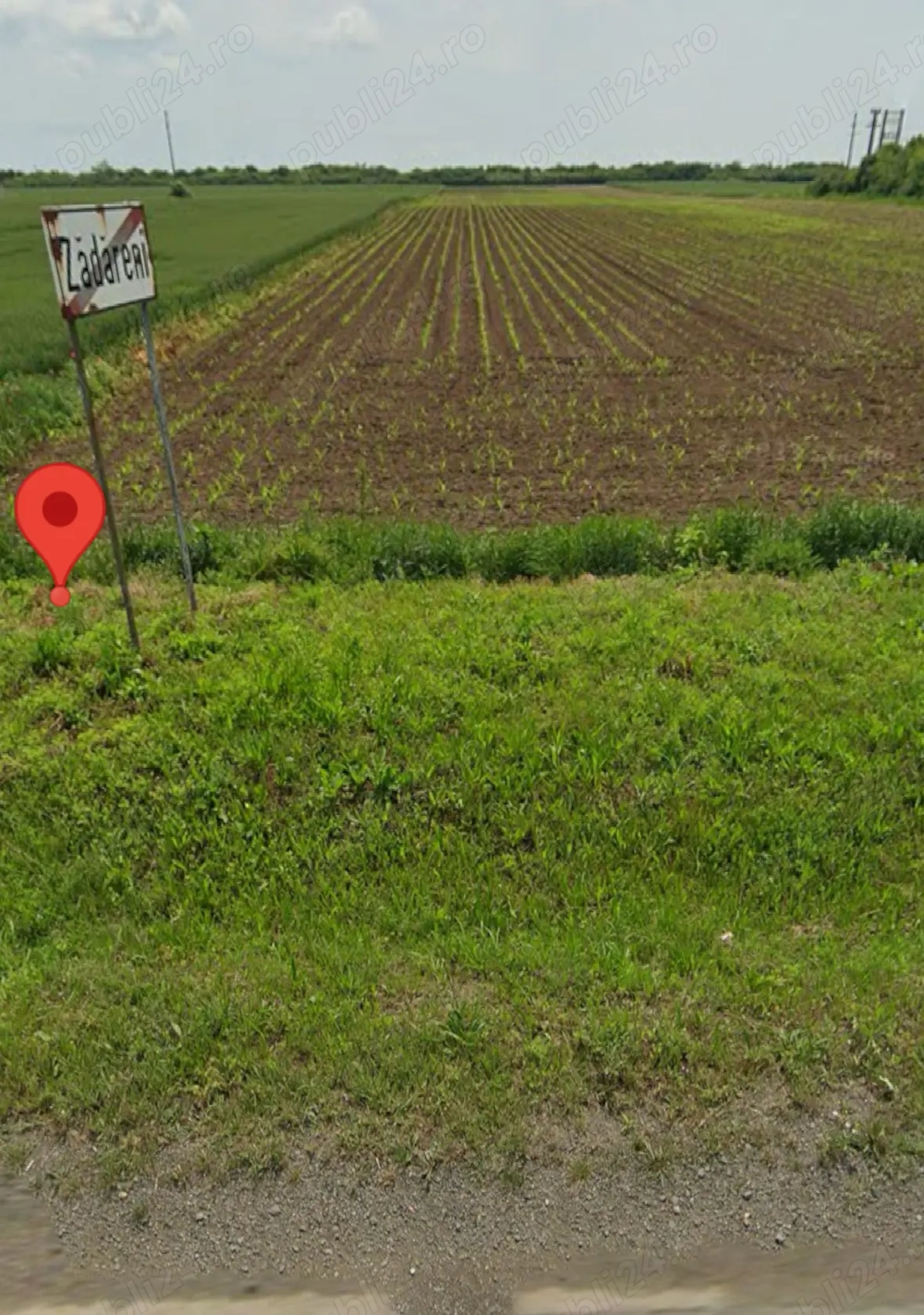 Teren intrare Zadareni la sosea