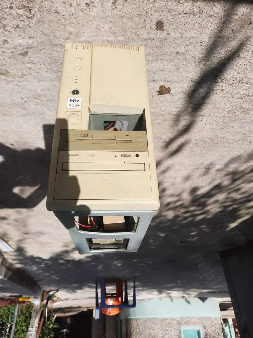 Cumpar calculatoare sau laptopuri modele vechi chiar si defecte sau descomplectate 386-486 Pentium..