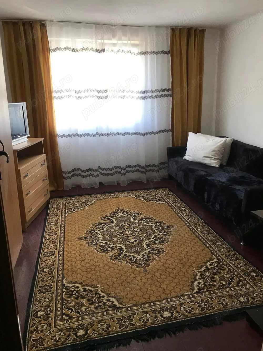 Casa de vânzare ,sau la schimb cu apartament+ diferență