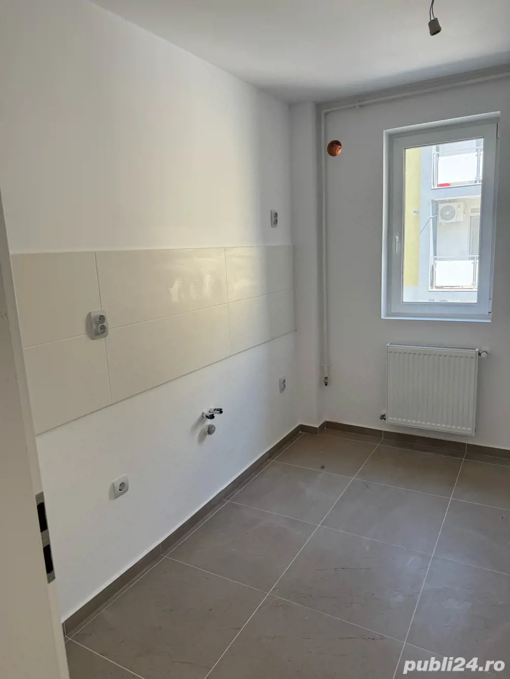 Vand Apartament 2 camere