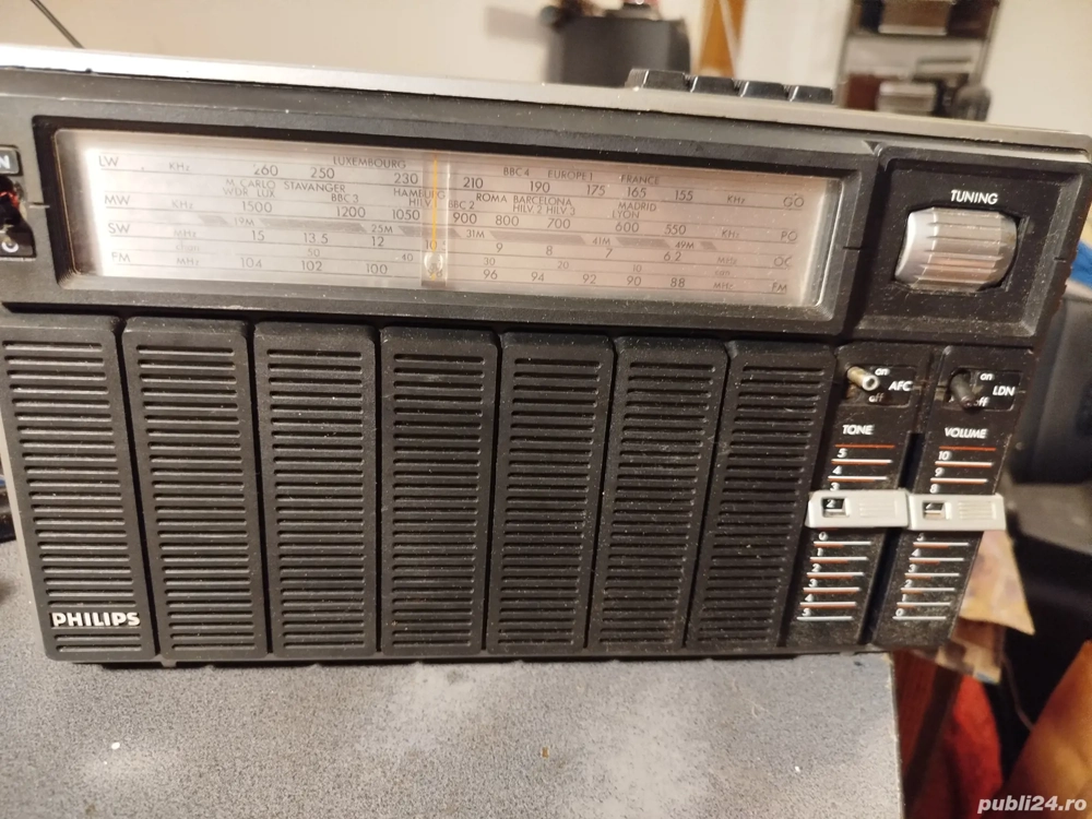 radio Philips 870