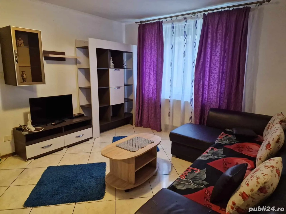 Vând apartament Centru