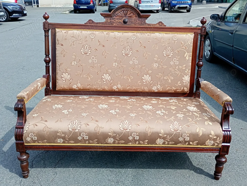 Reparații tapițerie tîmplărie. 