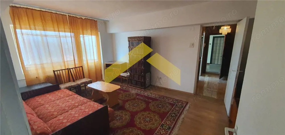 Apartament de vanzare 2 camere orasul Sebis