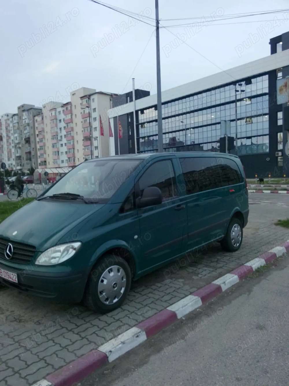 De vanzare Mercedes Vito, Diesel, 2004, Manual, 6+1 locuri, 220.000km