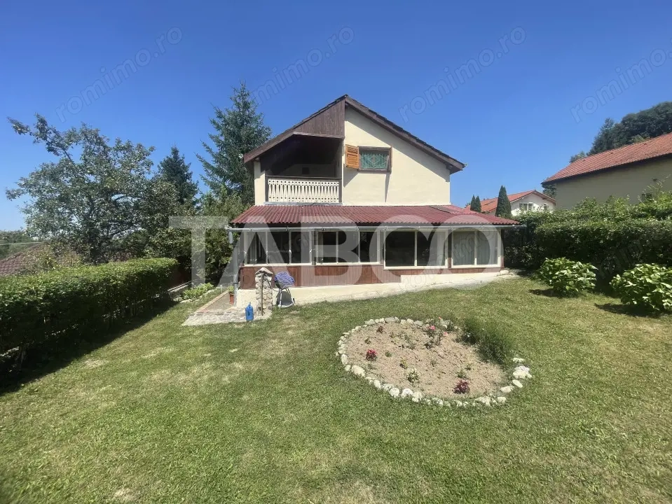 Casa individuala zona superba 6 camere teren 1030 mp garaj Vale Sibiu