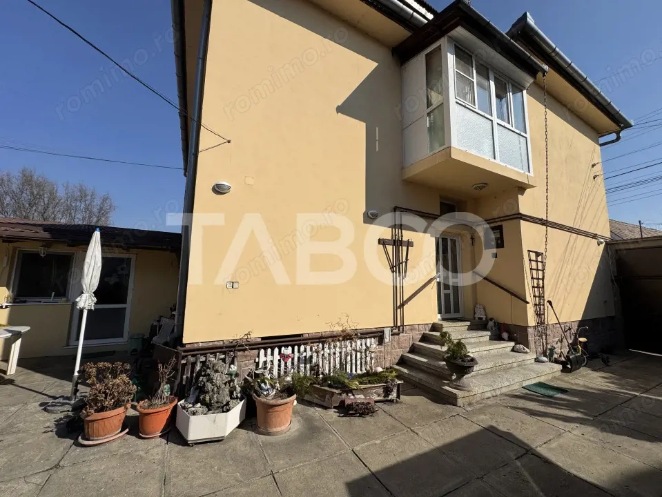 Casa individuala si apartament 2 fronturi teren 584 mp Turnisor Sibiu